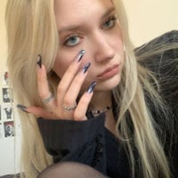dollhouseee