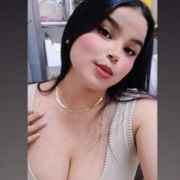 kelsy_monroy