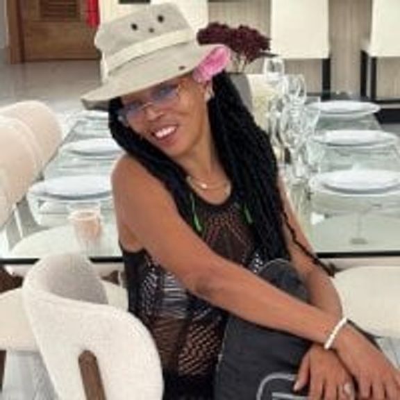 Ladyzee25
