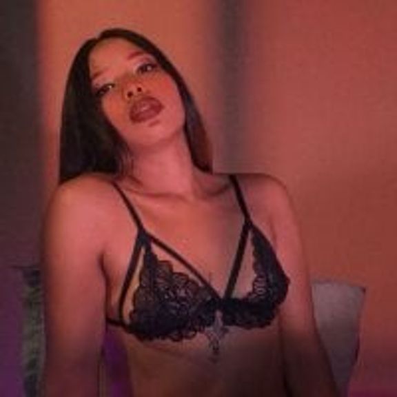 cleopatralatin1