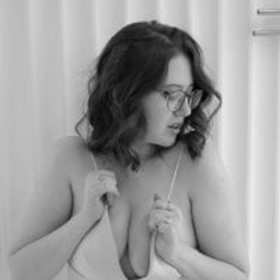 Charmy_Gracy