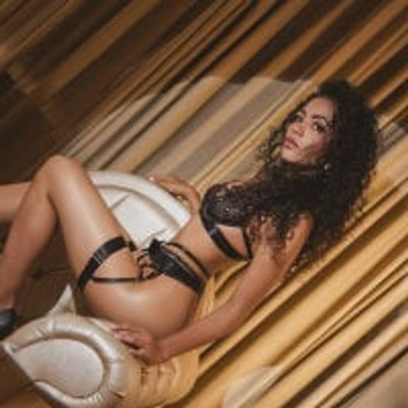 AntonellaHall_