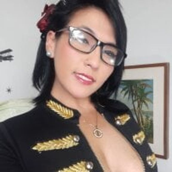 Daniahot_