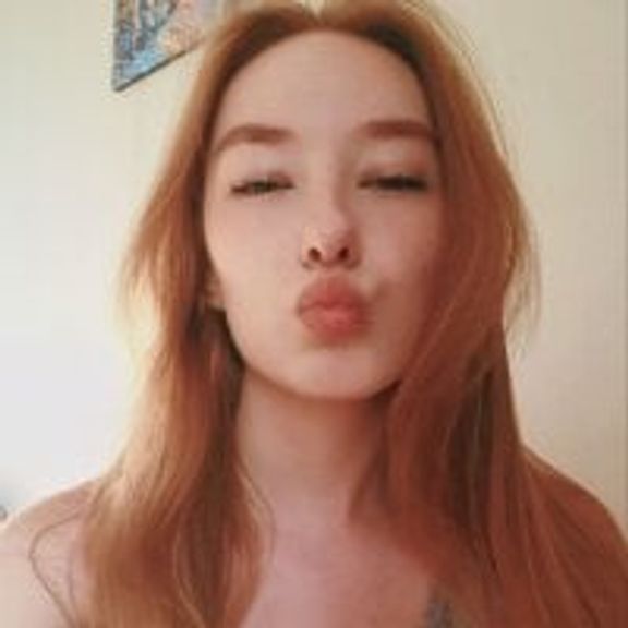 BlondeSgirl