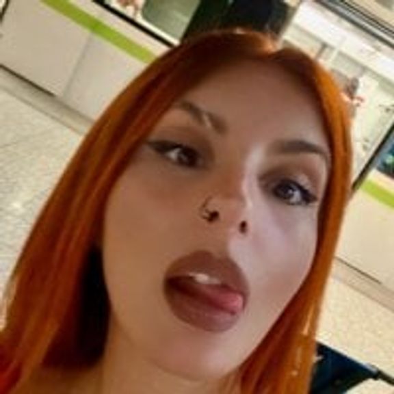 Sexy_Bulgarian_woman