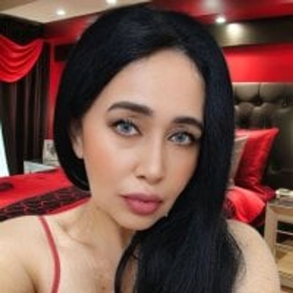 HorniestMilf