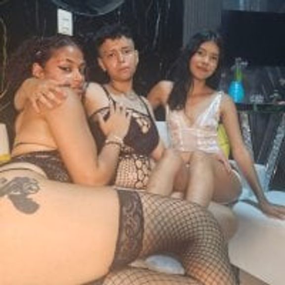 Girls_Thomson