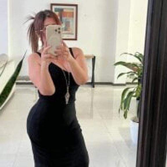 Manuela_lara_