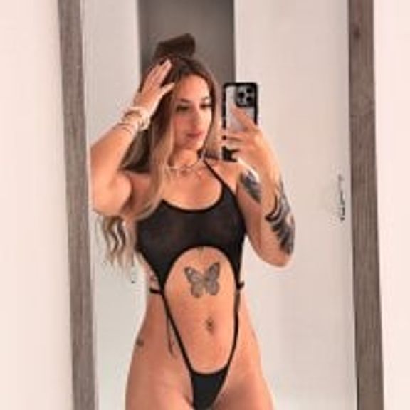 Anya_Belle