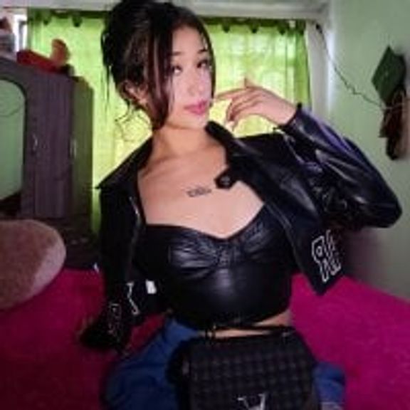 Chloe_Bluee