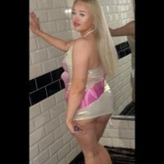 LilyPopsxx