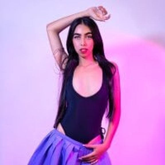 Mia_Gloww
