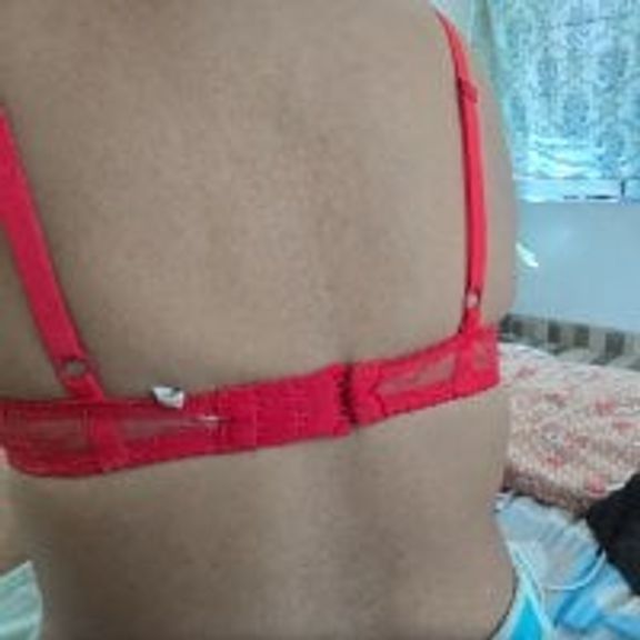 vickyandtania