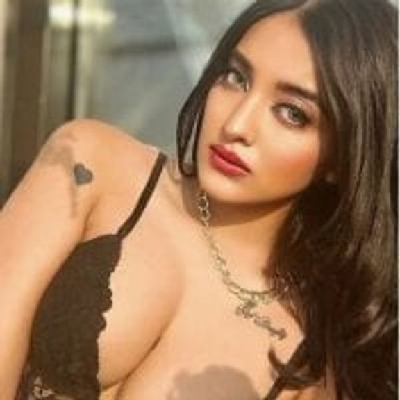 Sexy_kaveri1