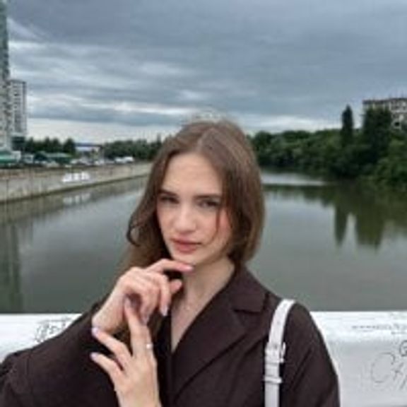 Anna_balmain