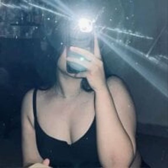 Queen-_khushi