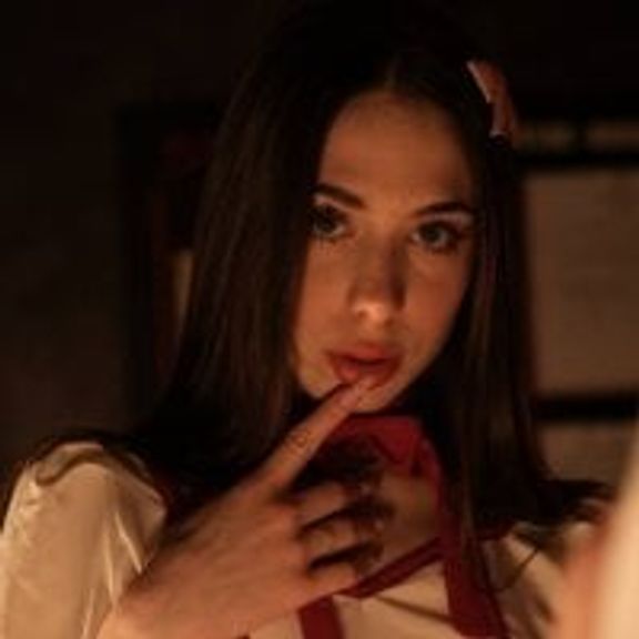 Lana_Stones