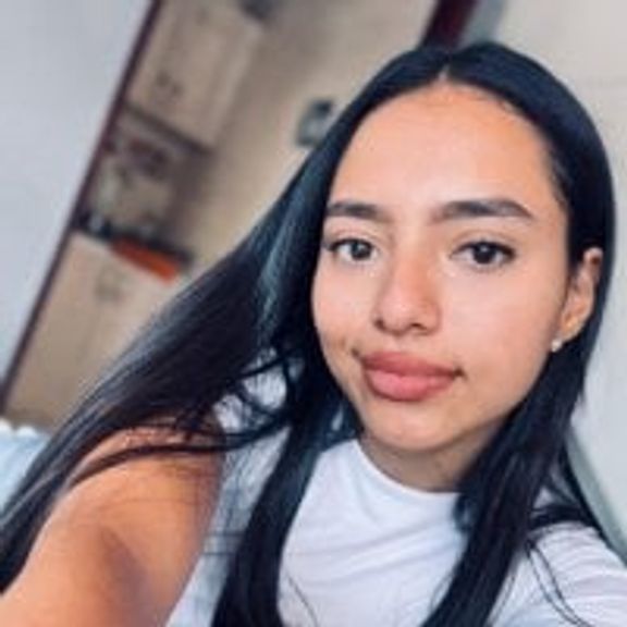 Ashley_Moon19