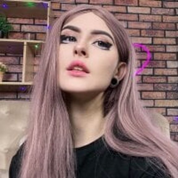 Emi1y__Moore