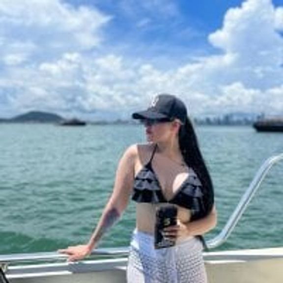 Scarlett_Queen_