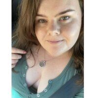 Amelia_Curvy