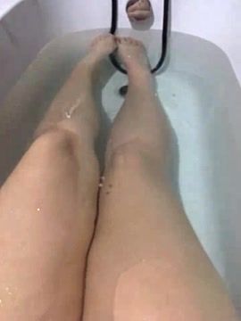 LovelyLea01