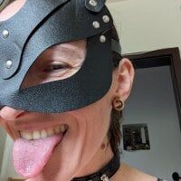 Submissive_hairy_mommy