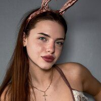 Angelina_Cox