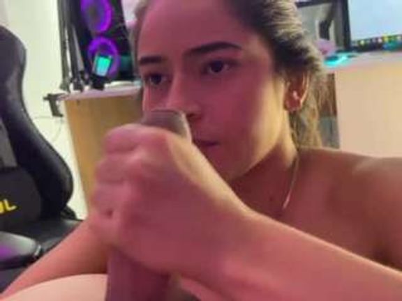 lexiie-gray
