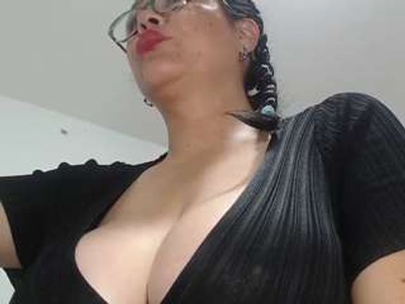milfcamila