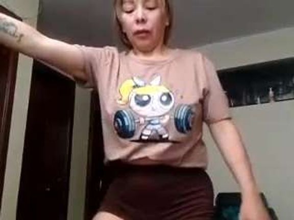 rubia_oficialmilf