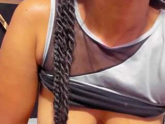 sara-tompsonn