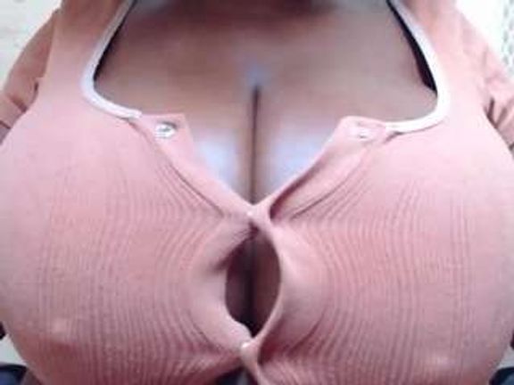 MissBigBoobs
