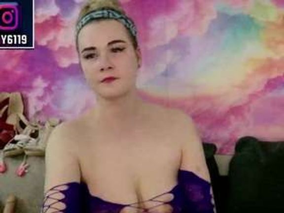 kellylynn.live