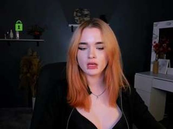 liana-kisses