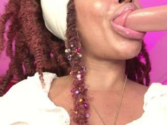 Nia Harriss