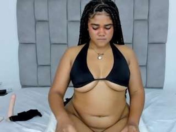 JuicyBrunette69