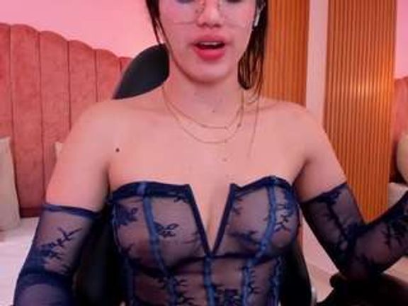 ariel-jones