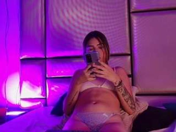 pinkyashley