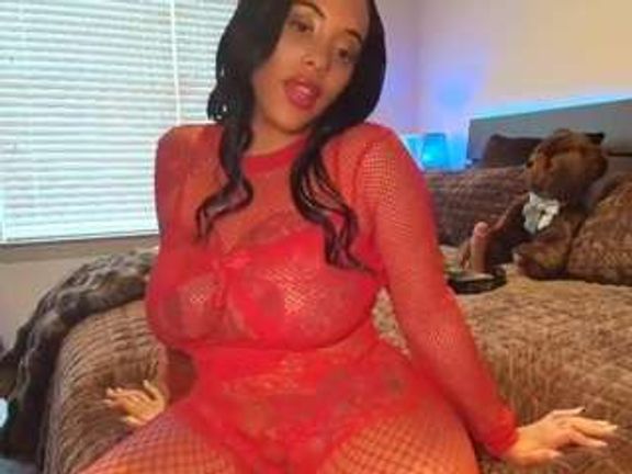 Christina Luvv