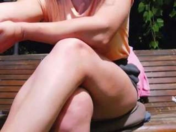 MellySquirtyBigLabia