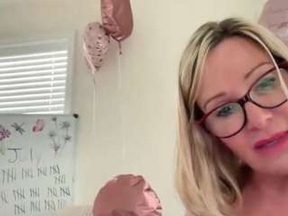 MIlf-Goddess