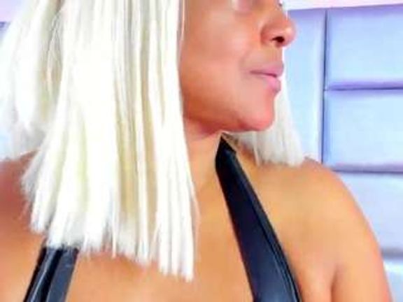 NinaNicole