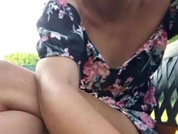 sexyriskygirl