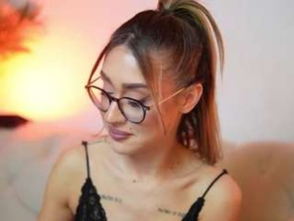 AileenAxa