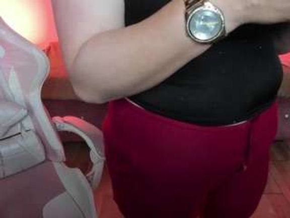 ALICIA HORNY MILF