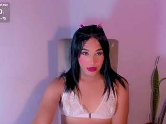 isabella-hot