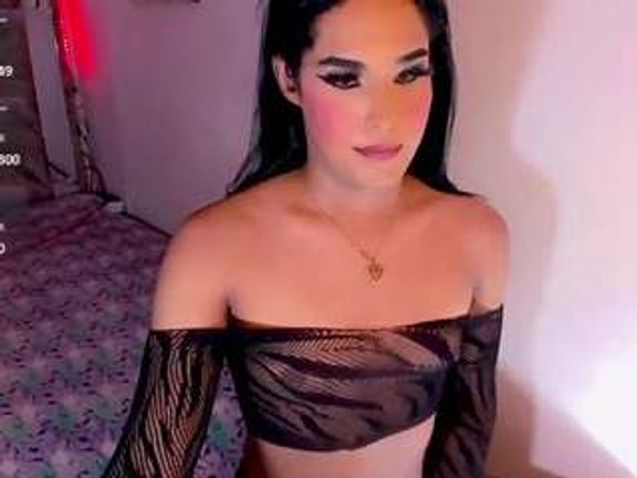 isabella-hot