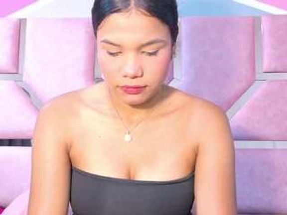 angelinajoliee