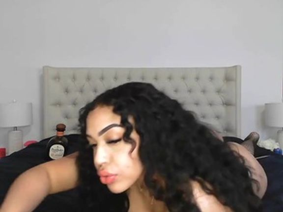 MyaRose-xo